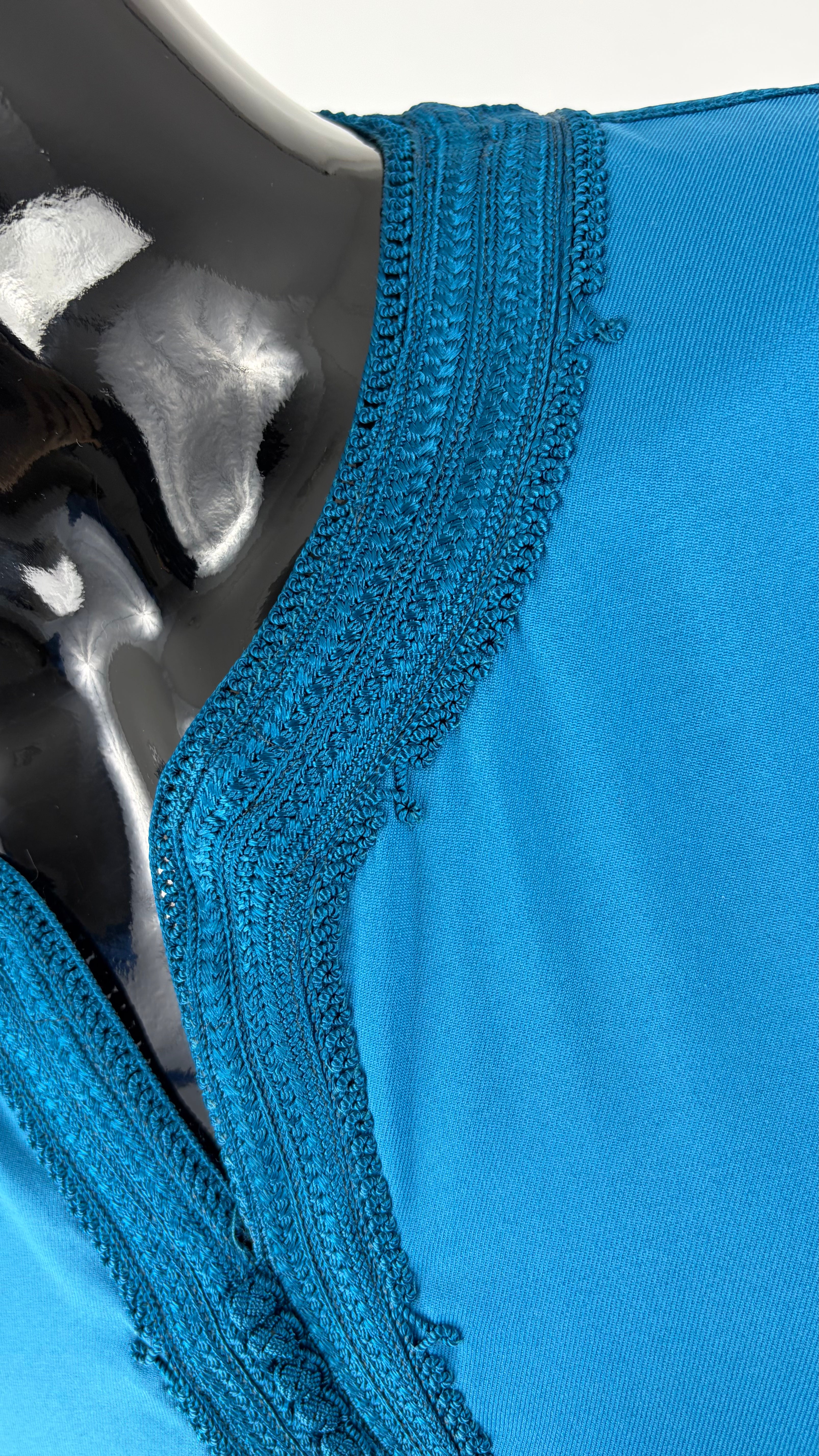 Santiago De Cali - Coral Blue