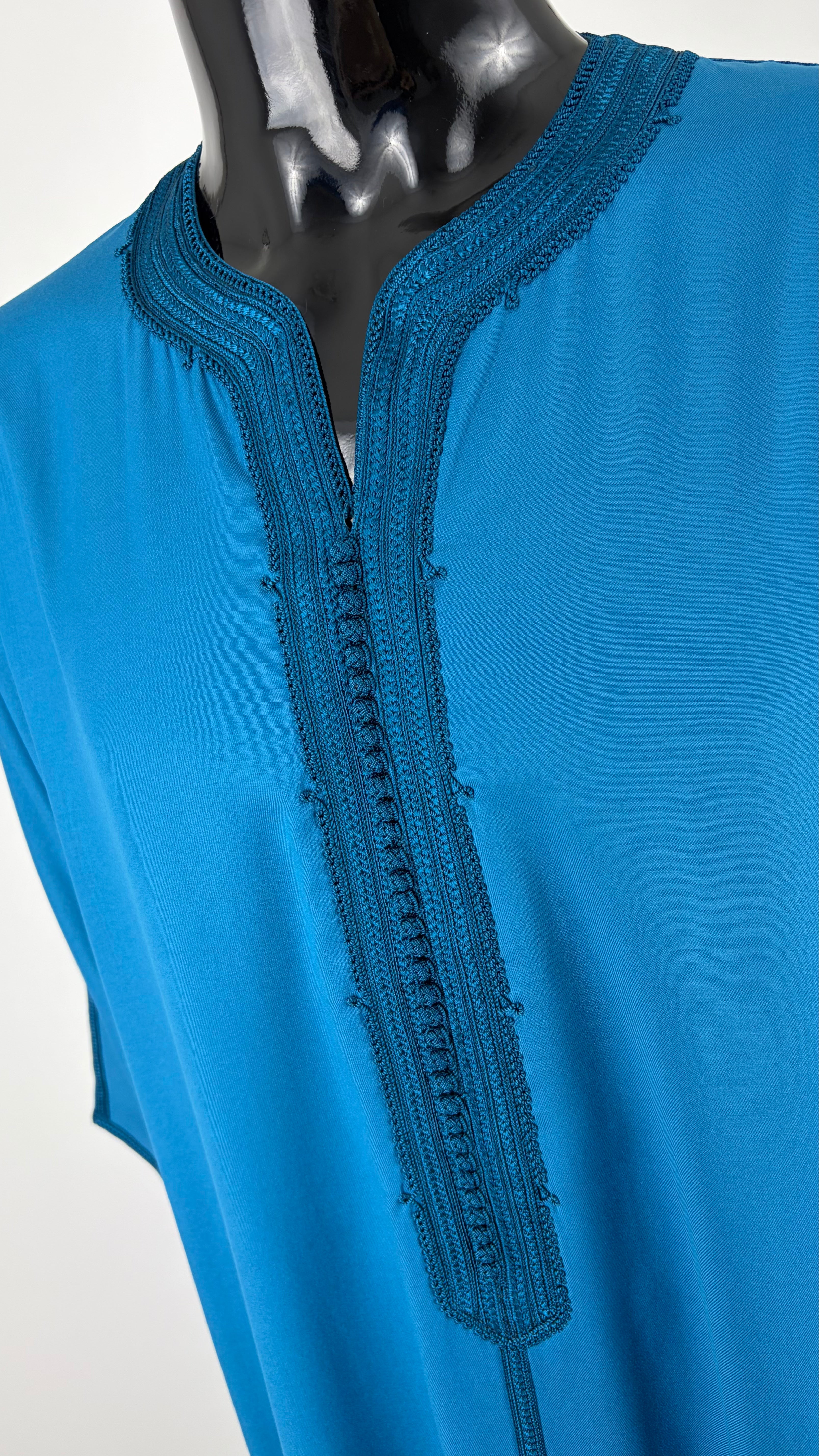 Santiago De Cali - Coral Blue