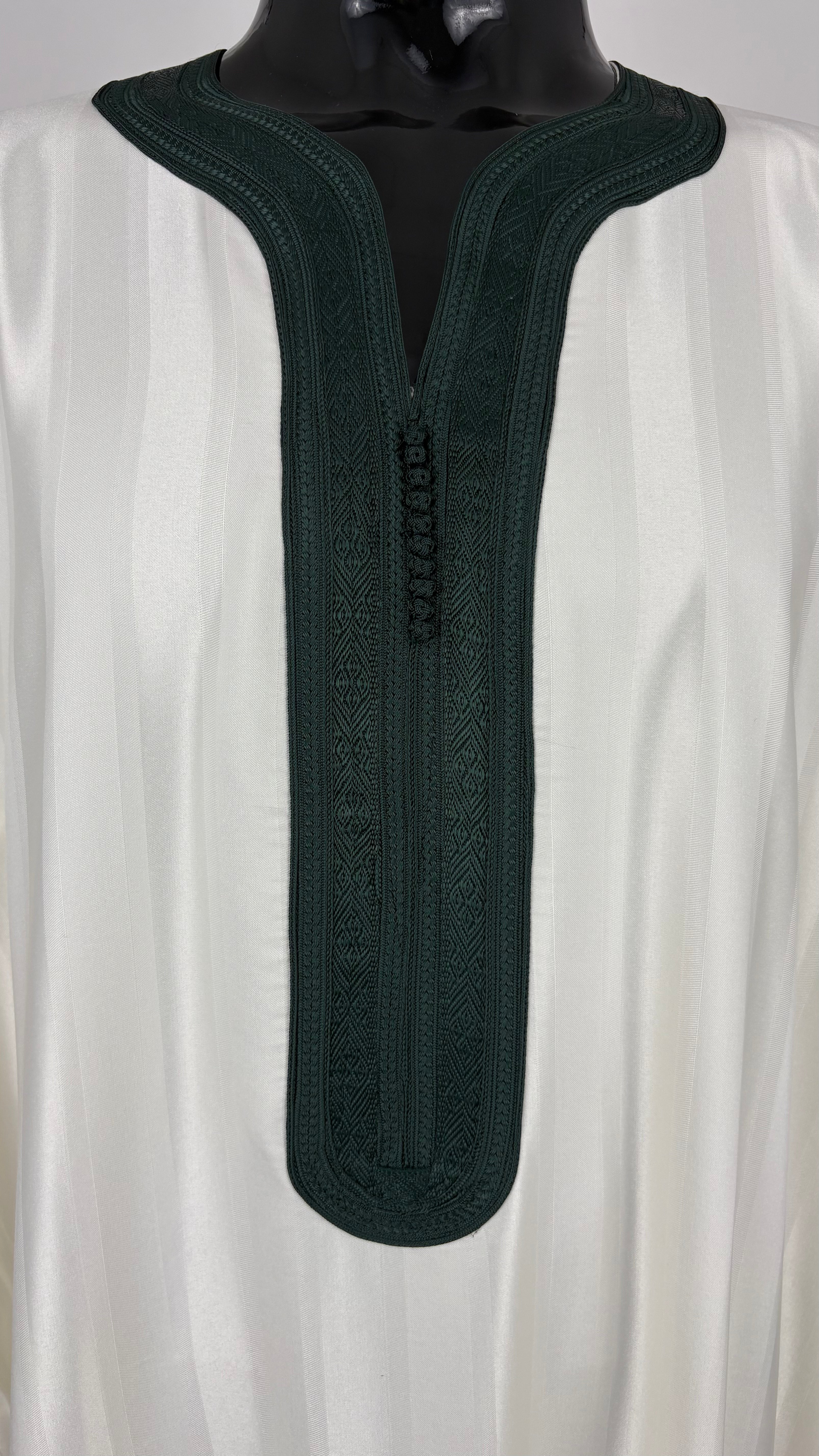 Amalfi - Ivory Emerald