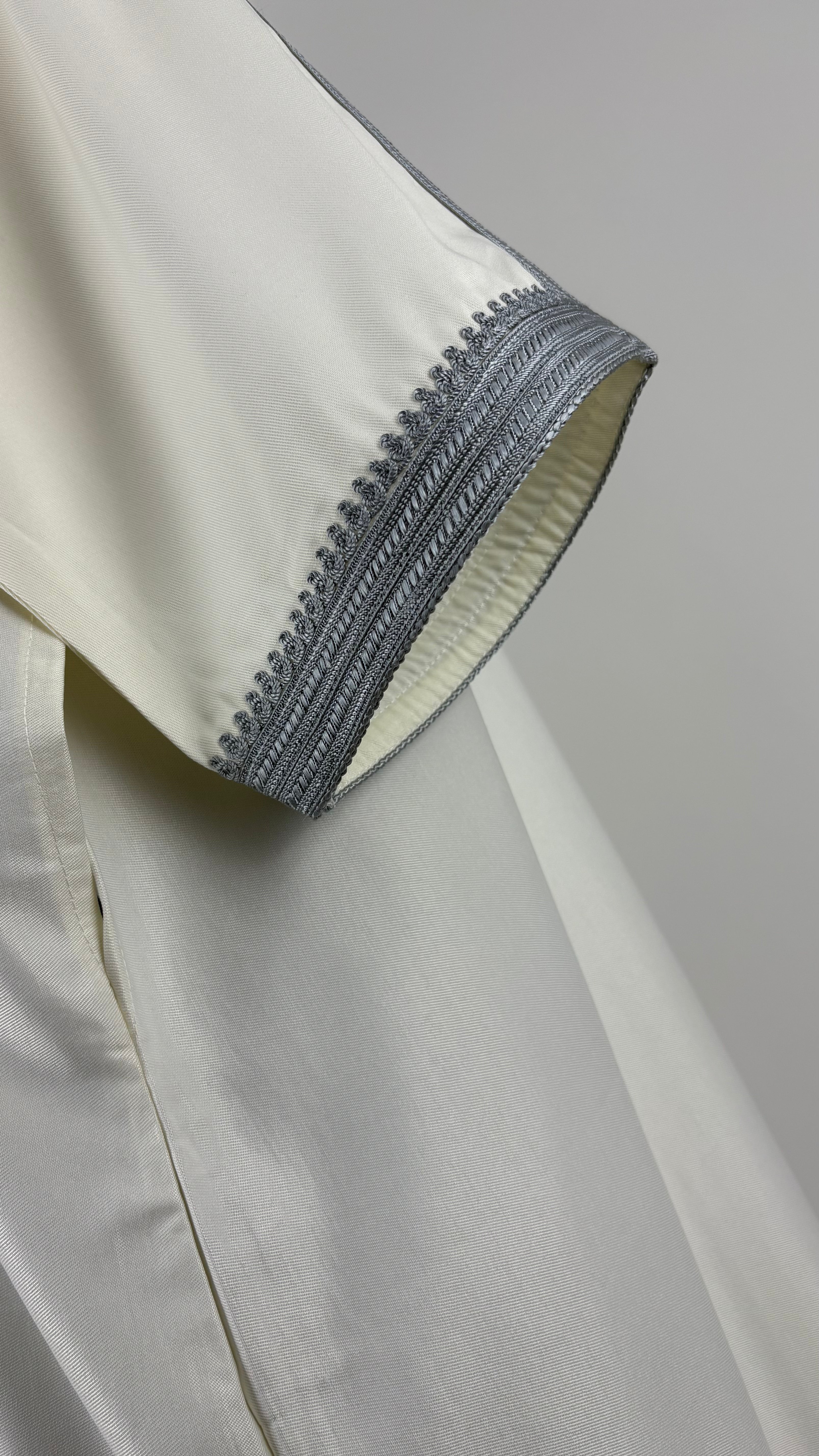 Sicilia - Off-White Cloud